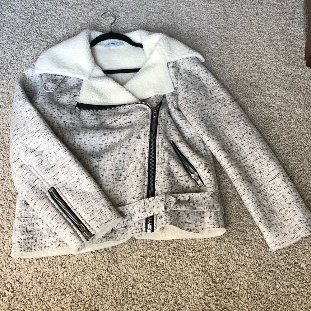 Never Worn Glamorous Cream & Black Zipper Jacket
